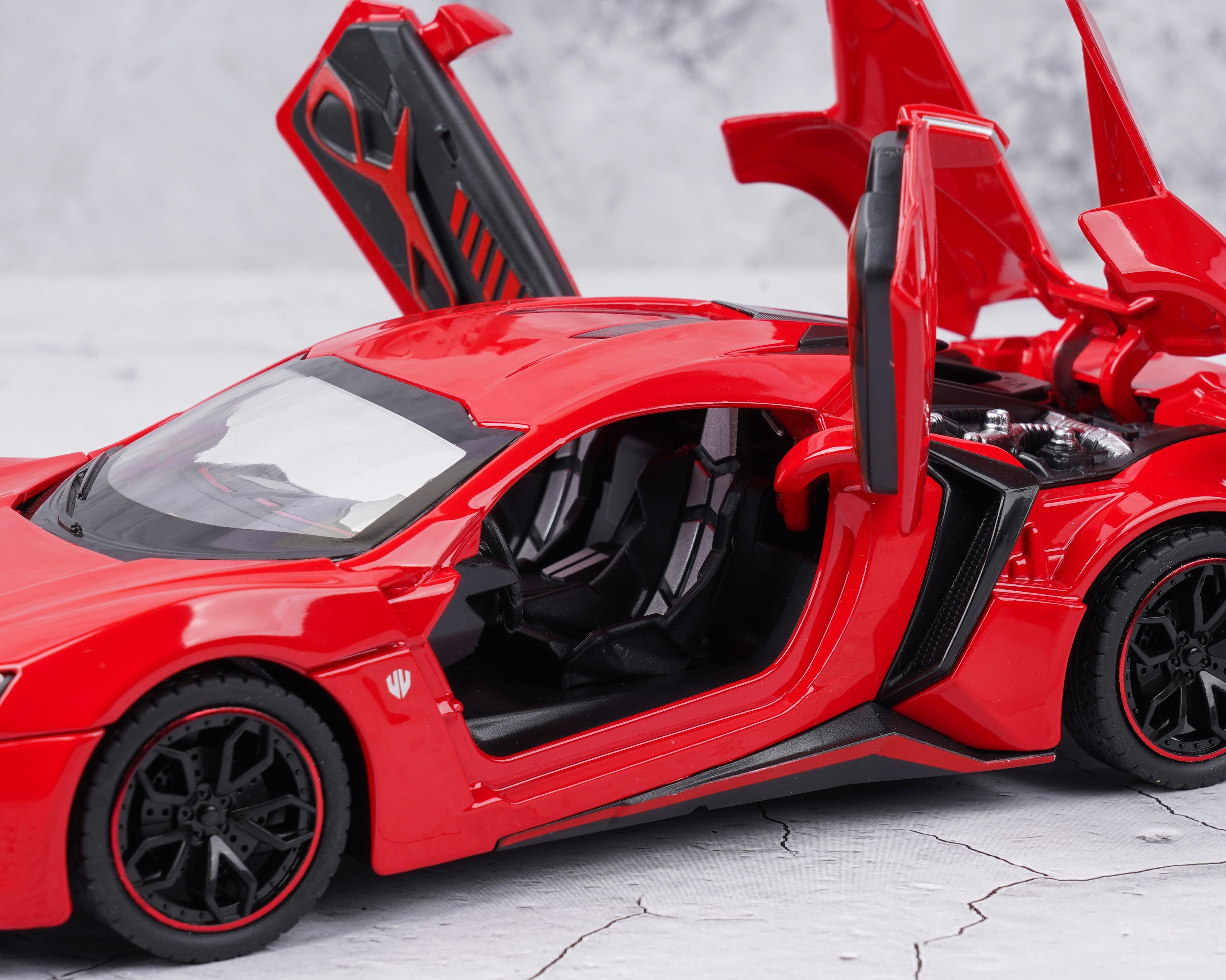 Lykan Hypersport 1:18 Diecast Scale Model Car