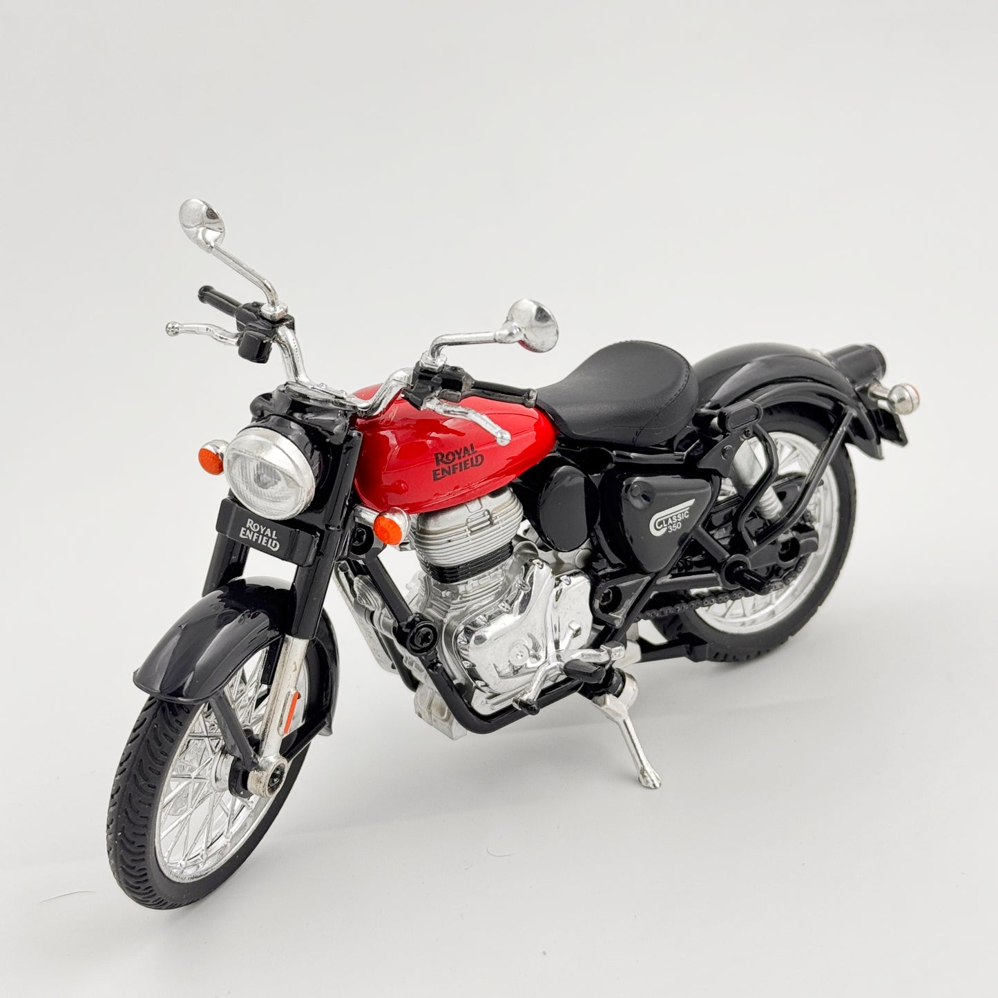 ROYAL ENFIELD CLASSIC 300 DIECAST MODEL