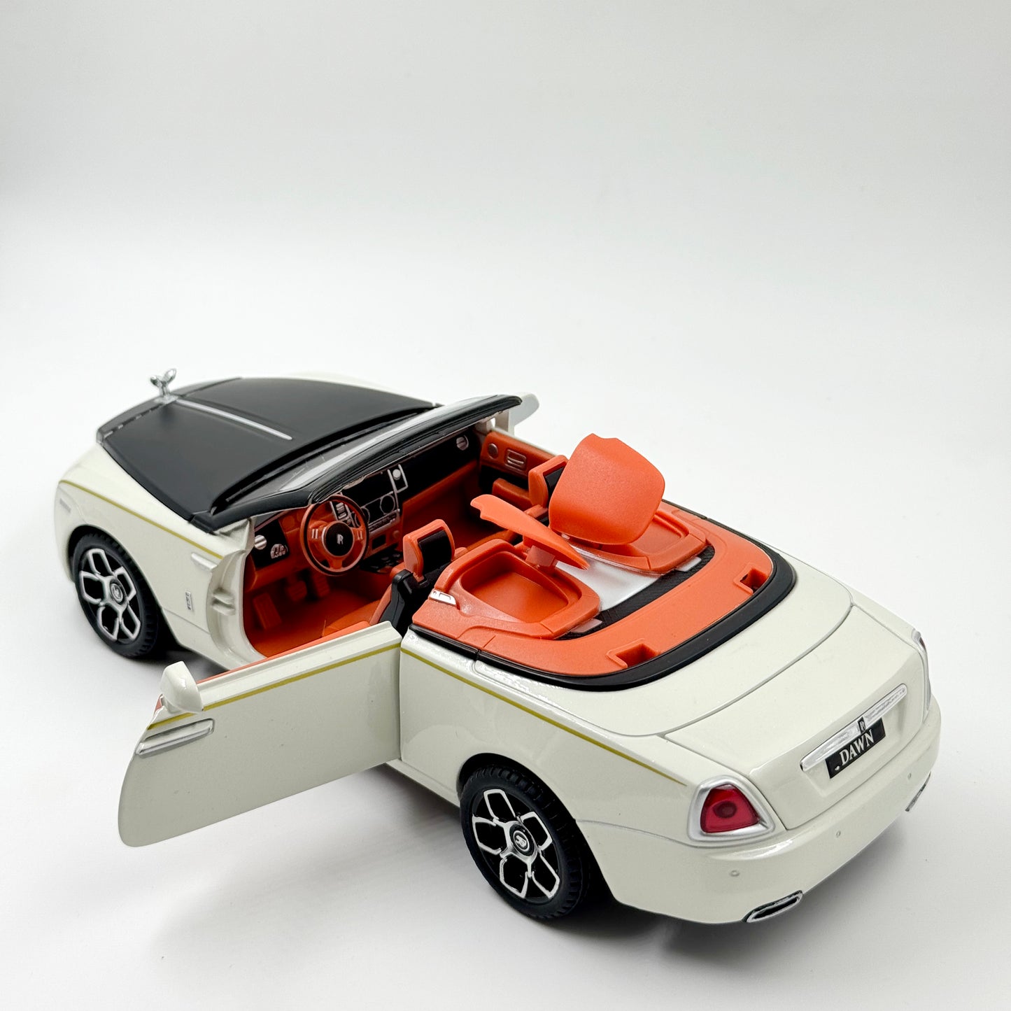 ROLLS ROYCE DAWN DIECAST MODEL