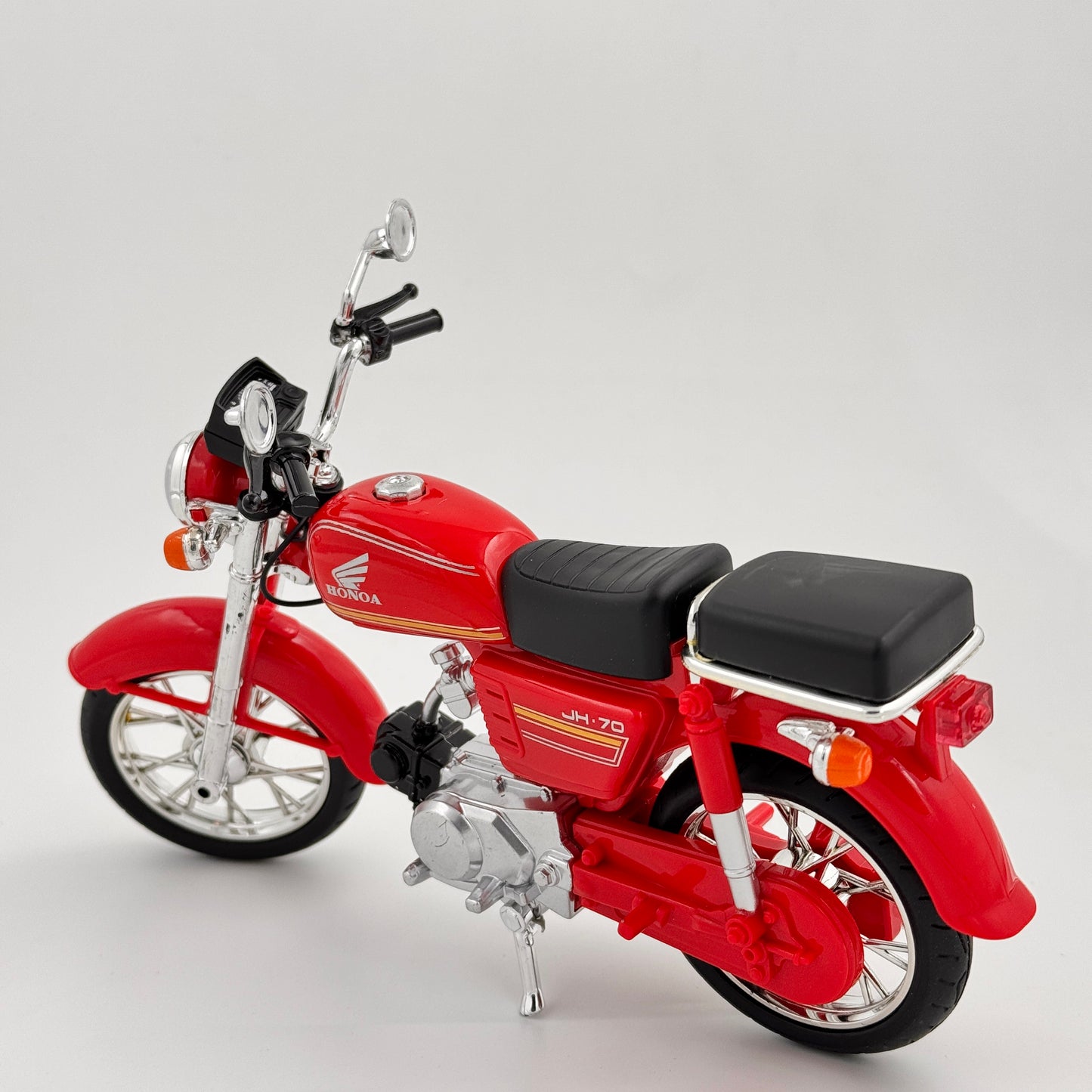 HONDA JH-7O CLASSIC(VINTAGE) DIECAST MODEL BIKE