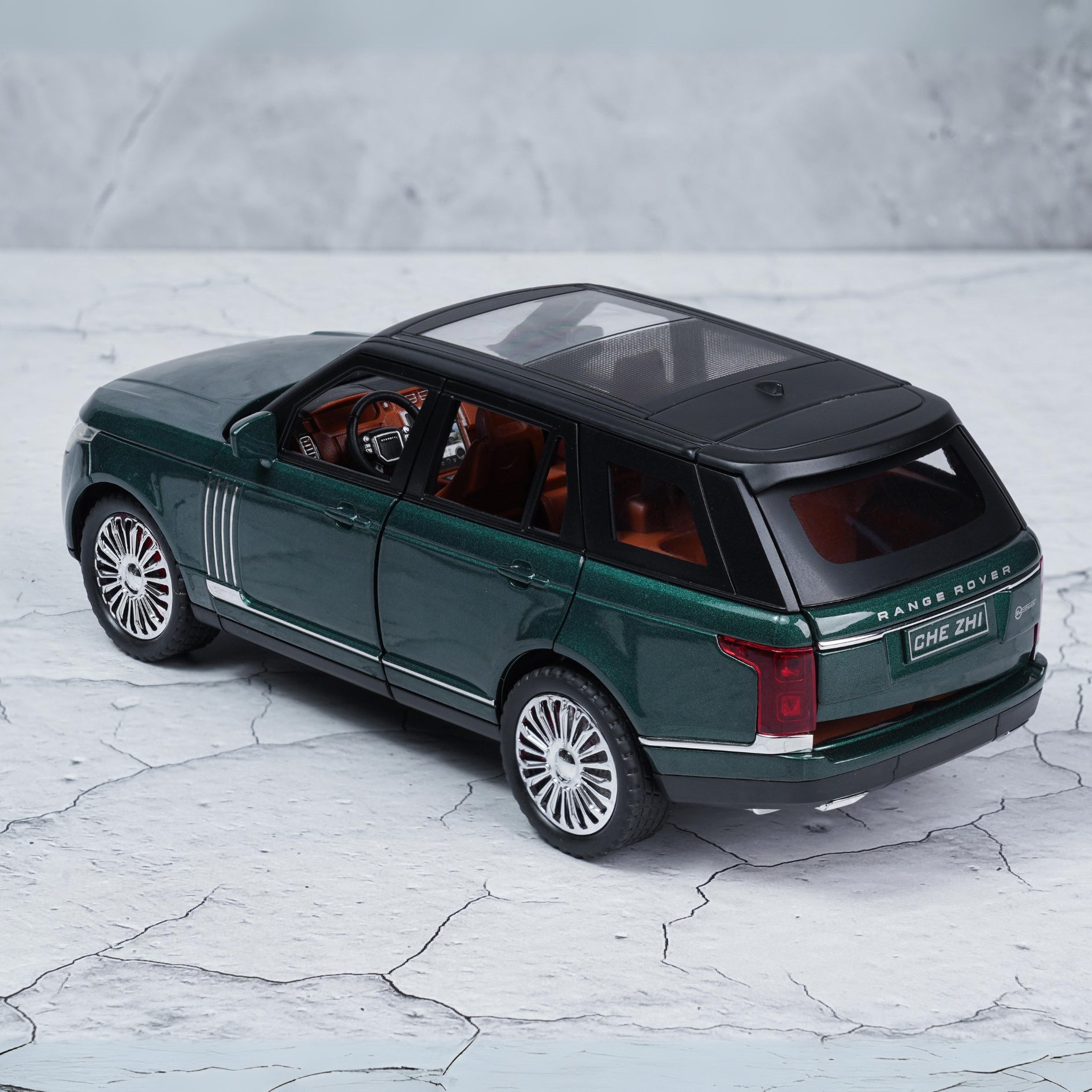 Lange Rover Scale Range Rover Vogue Diecast Scale Model Car | Luxury SUV Collectible – Ixtoys