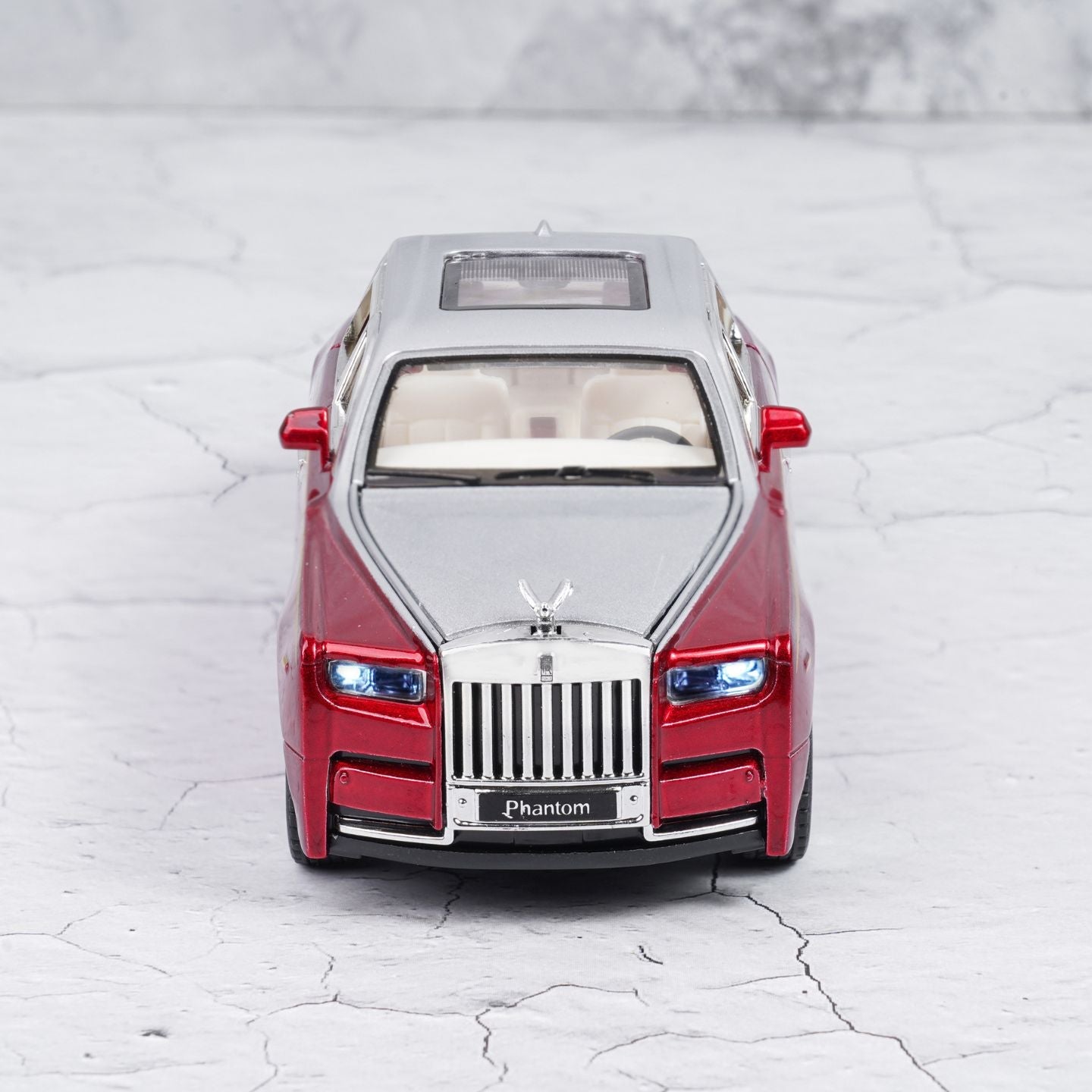 ROLLS ROYCE PHANTOM DIECAST MODEL