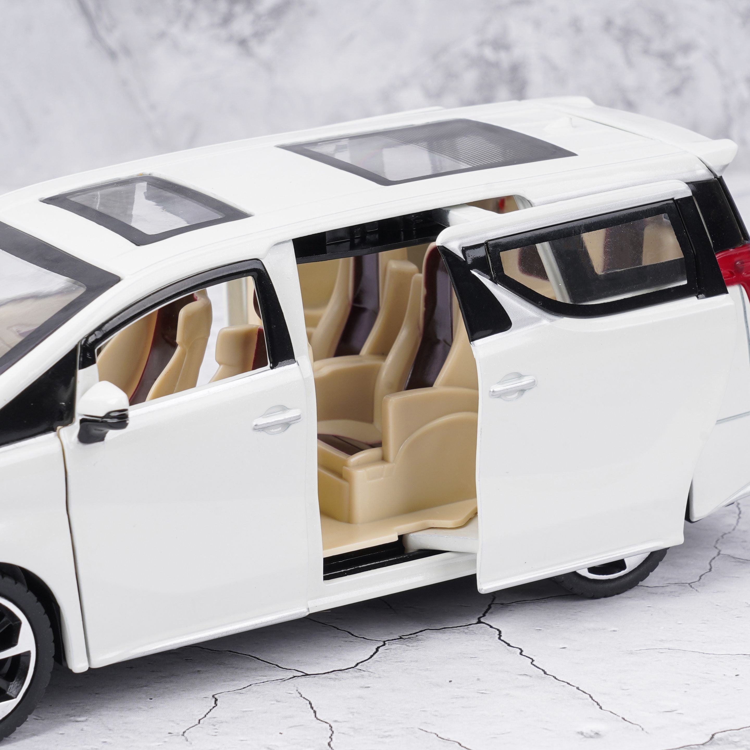 LEXUS LM300H 1:18 DIECAST SCALE MODEL CAR