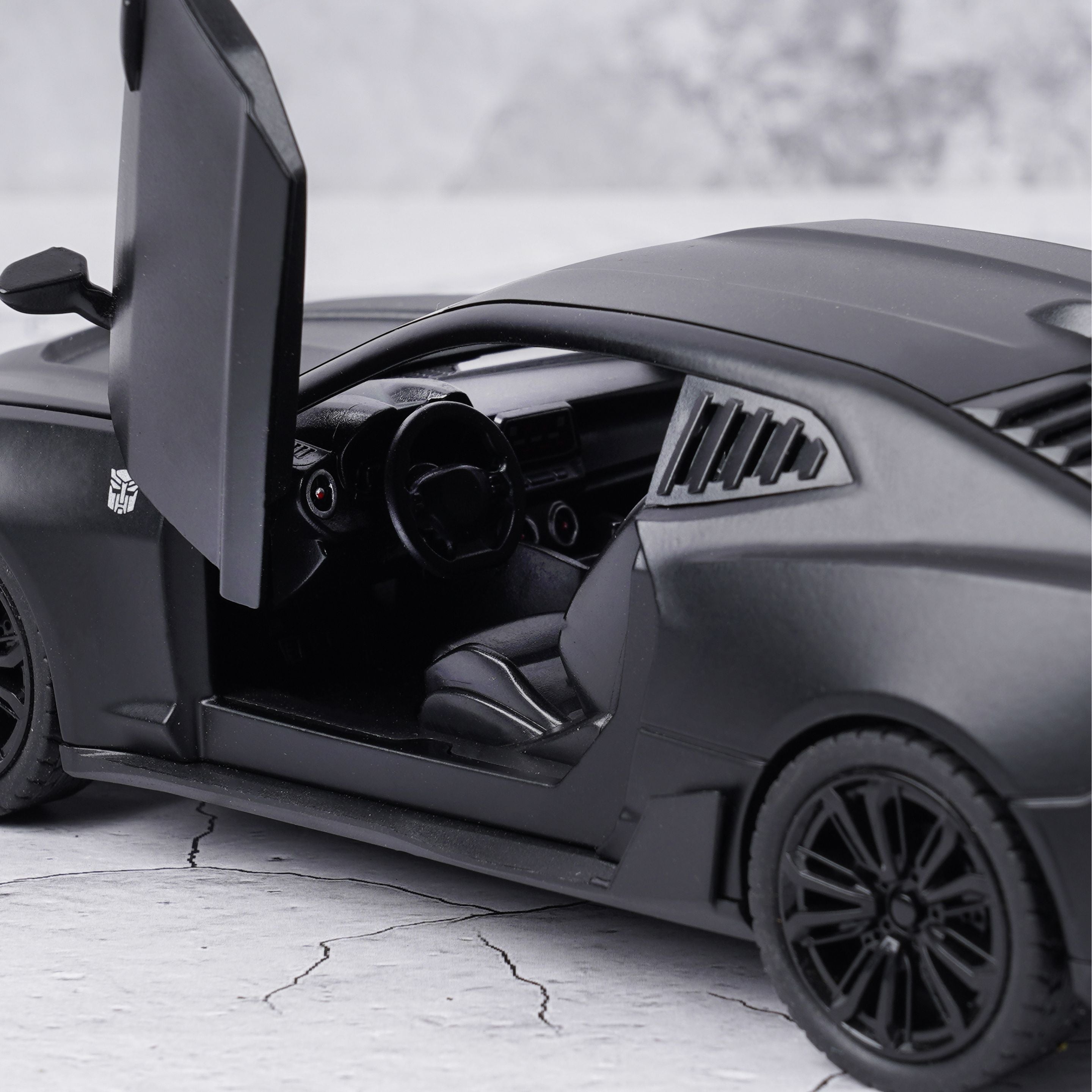 Chevrolet Camaro 1:18 Diecast Scale Model Car