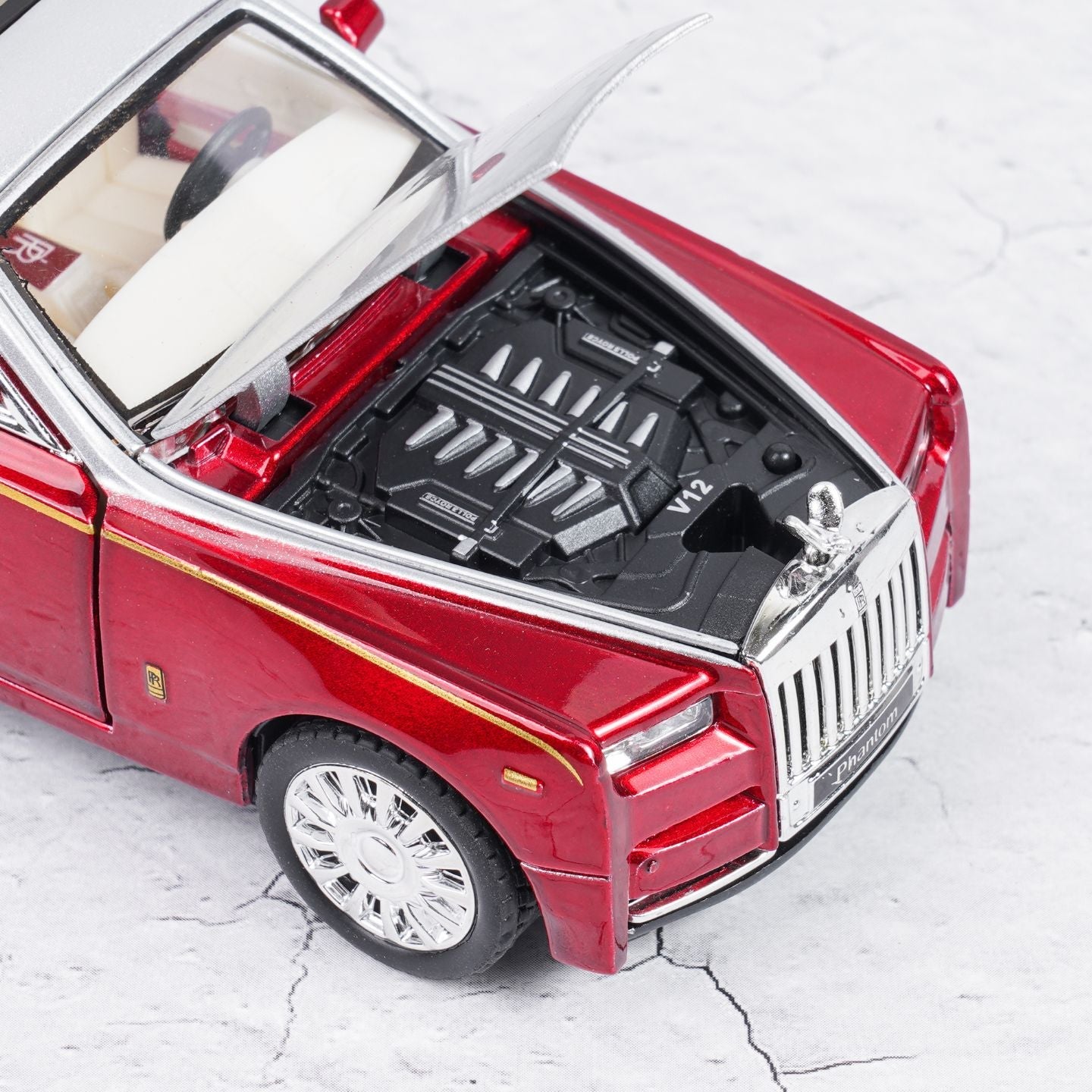 Rolls Royce Phantom Diecast 1 :24 Scale Model Car