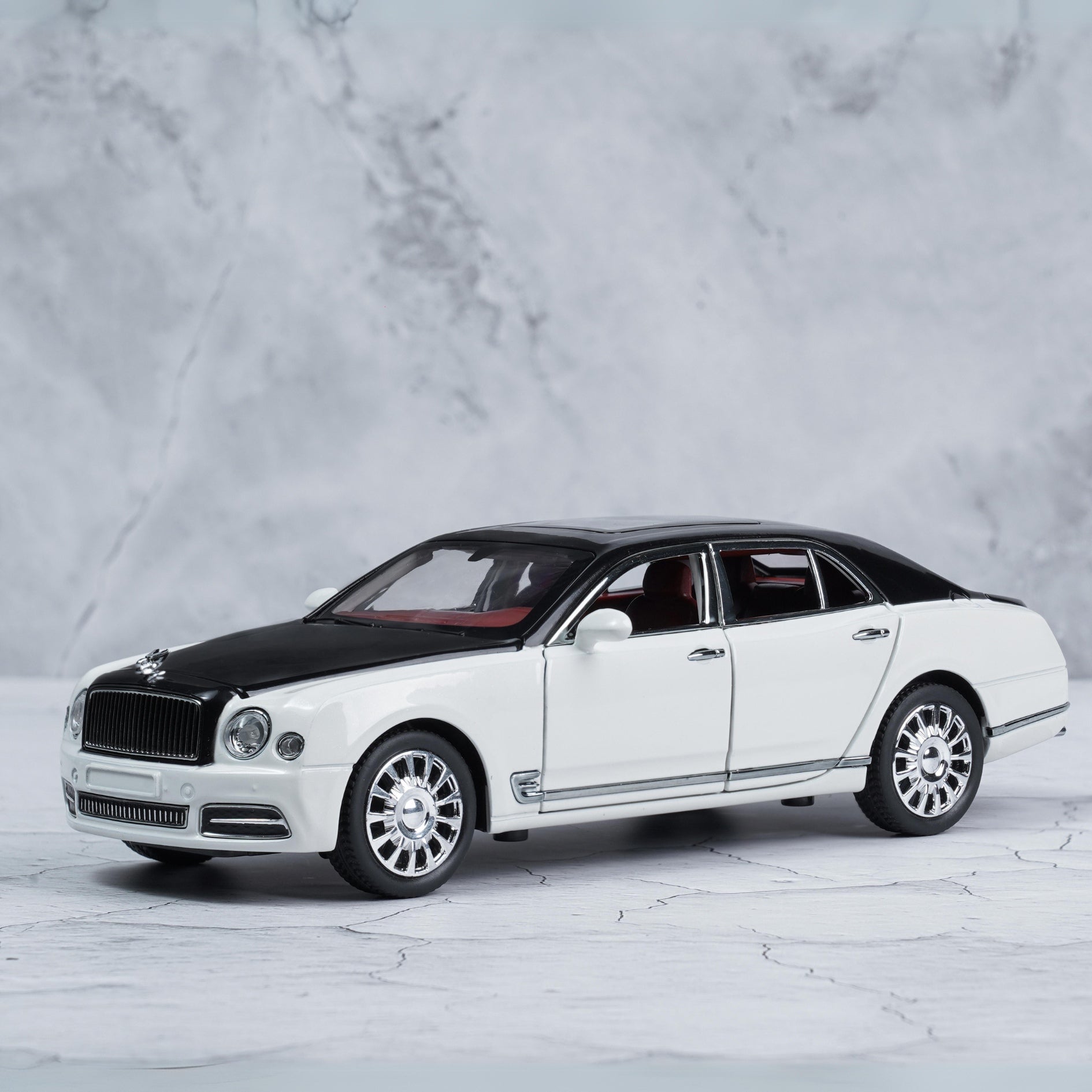 BENTLEY MULSANNE 1:18 DIECAST SCALE MODEL CAR