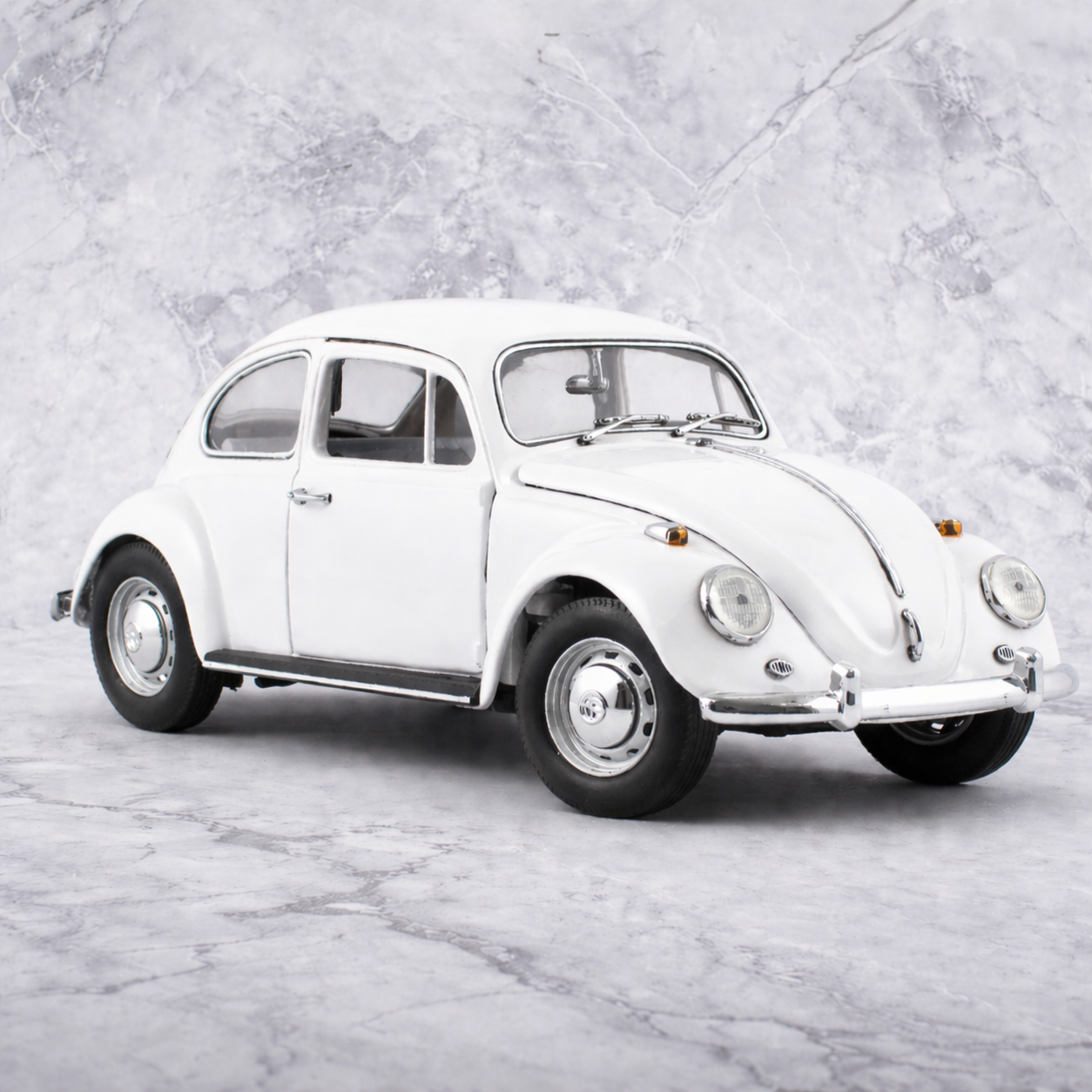 Volkswagen Beetle (Vintage 1967) Diecast Scale Model Car