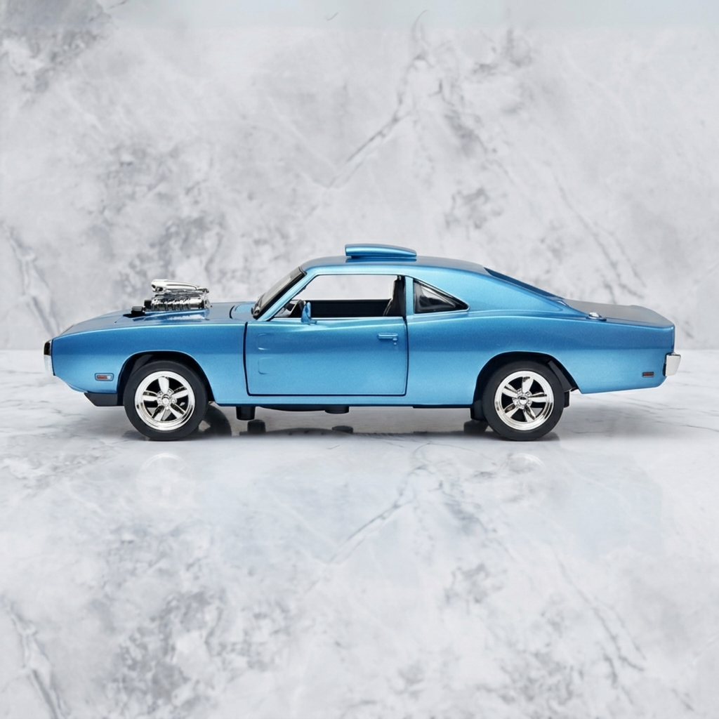 Dodge Charger R/T (Classic 1970) Diecast Scale Model Car