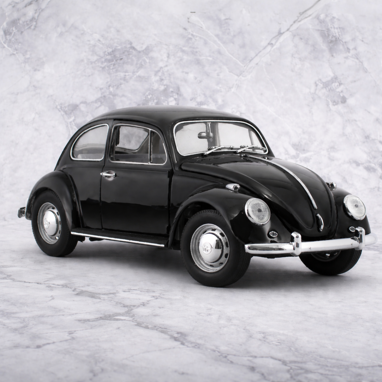 Volkswagen Beetle (Vintage 1967) Diecast Scale Model Car