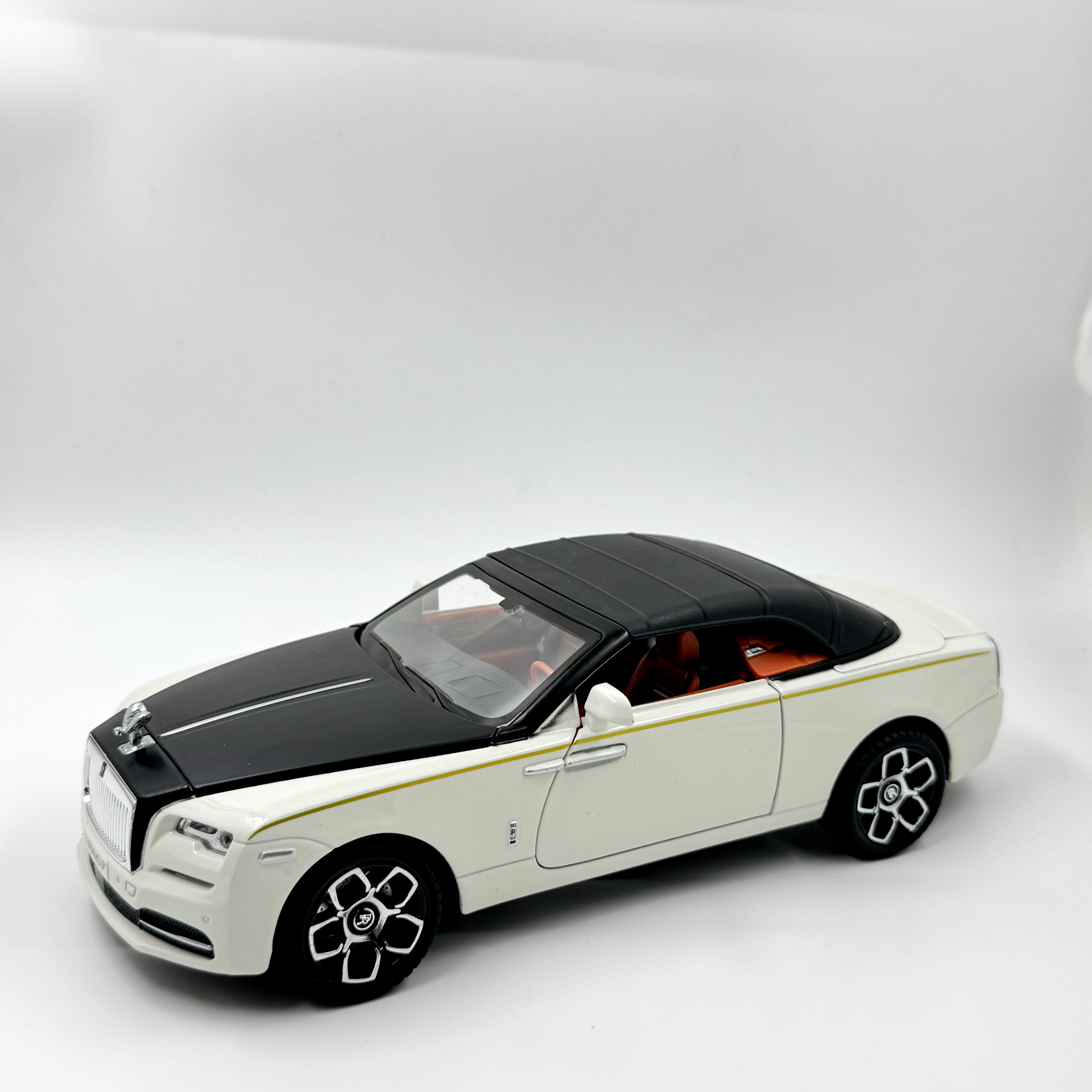 ROLLS ROYCE DAWN DIECAST MODEL1:18 DIECAST SCALE MODEL CAR