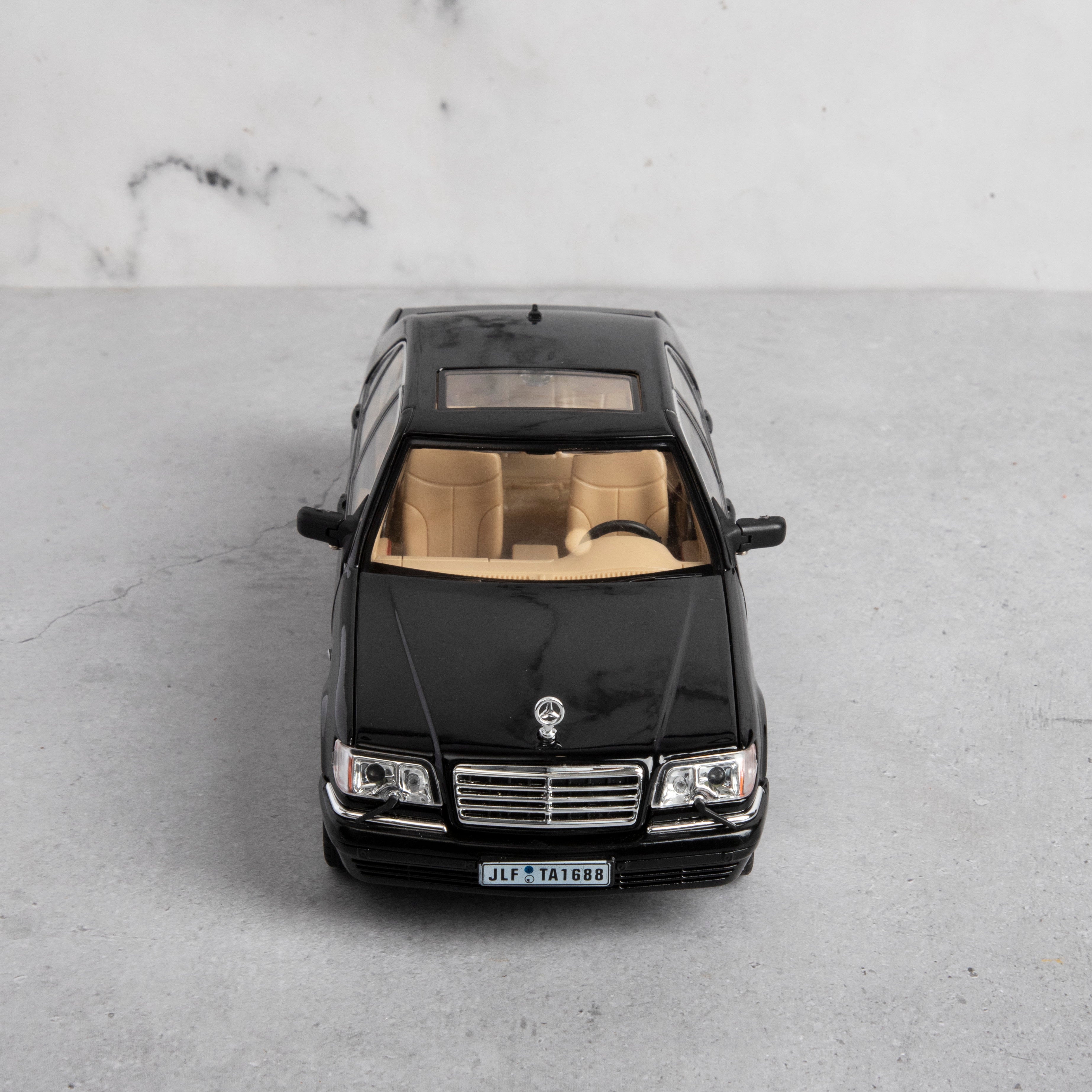 MARCEDES-BENG W140 1:18 DIECAST SCALE MODEL CAR |