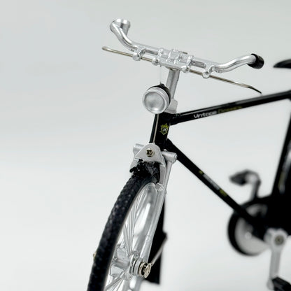 CLASSIC  DIECAST BICYCLE